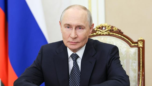 Путин назвал Москву локомотивом развития всей России