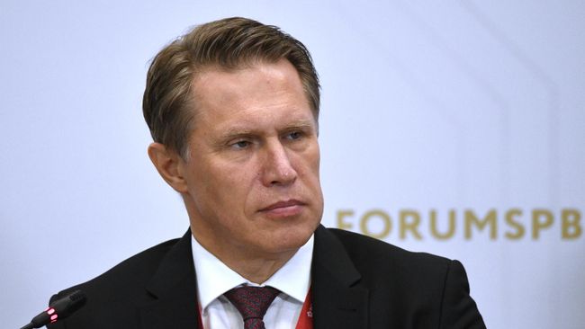 Глава Минздрава спас уфимца, которому стало плохо в самолете