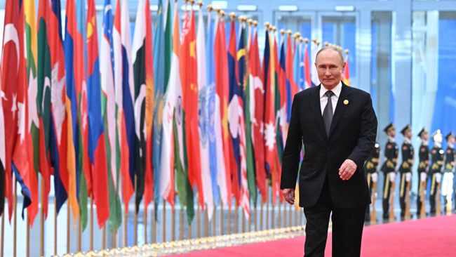 Страны ШОС все активнее используют нацвалюты, рассказал Путин