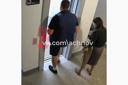 В новой российской многоэтажке рухнул лифт с людьми