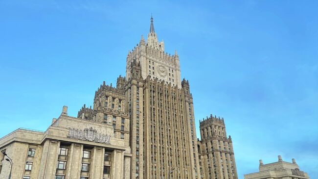 Россия ответит на высылку российских дипломатов из Венгрии, заявил МИД