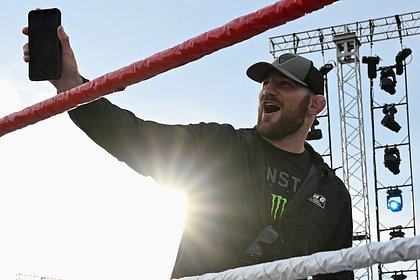 Чемпион UFC призвал к революции в США