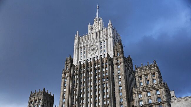 Россия готова сделать все для устранения угроз в Арктике, заявили в МИД