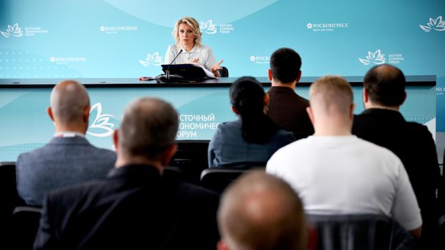 Захарова назвала Запад главным источником роста напряженности в мире