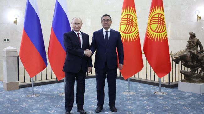 Путин поблагодарил Жапарова за безупречную организацию саммита ШОС