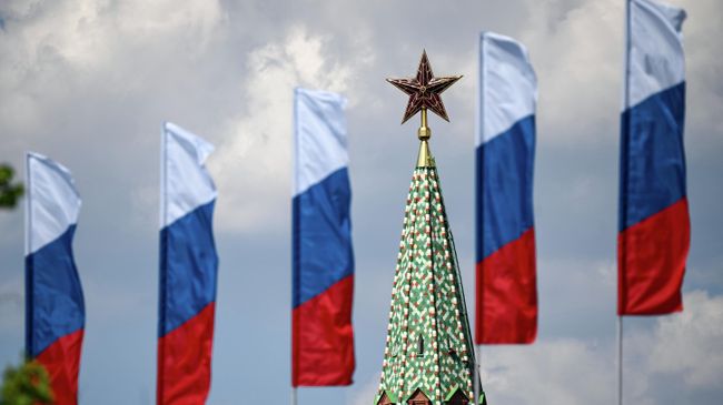 Работающие иностранцы будут платить налог за неработающих членов семьи