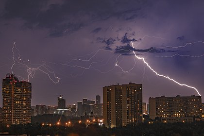 Москвичам пообещали грозу
