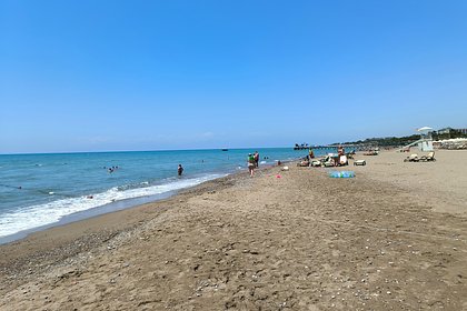 Стеклянная дверь упала на россиянку в пятизвездочном отеле Турции