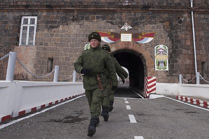 В Армении порассуждали о выводе российской военной базы из республики