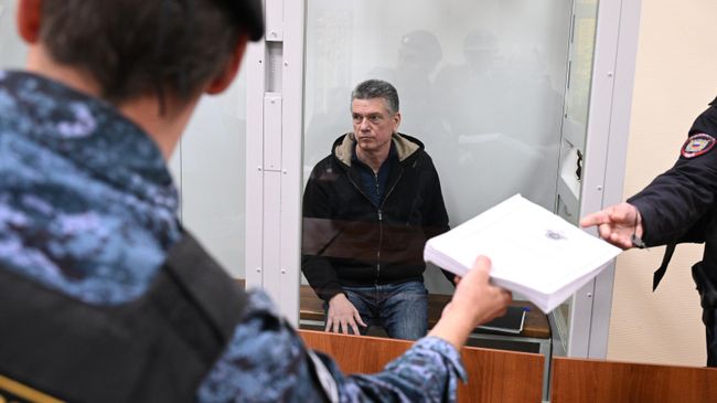 Экс-кадровика Минобороны Кузнецова приговорили к 12 годам колонии