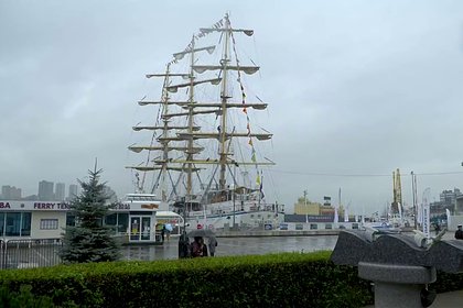 В России прошел «Парад парусов» с участием более тысячи яхтсменов и моряков