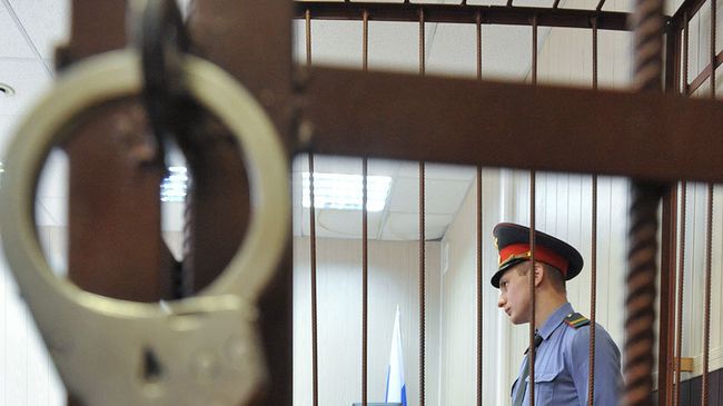 В Оренбурге суд смягчил приговор организаторам вечеринок в формате ЛГБТ*