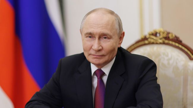 Путин указал на рост числа российских туристов в Турции