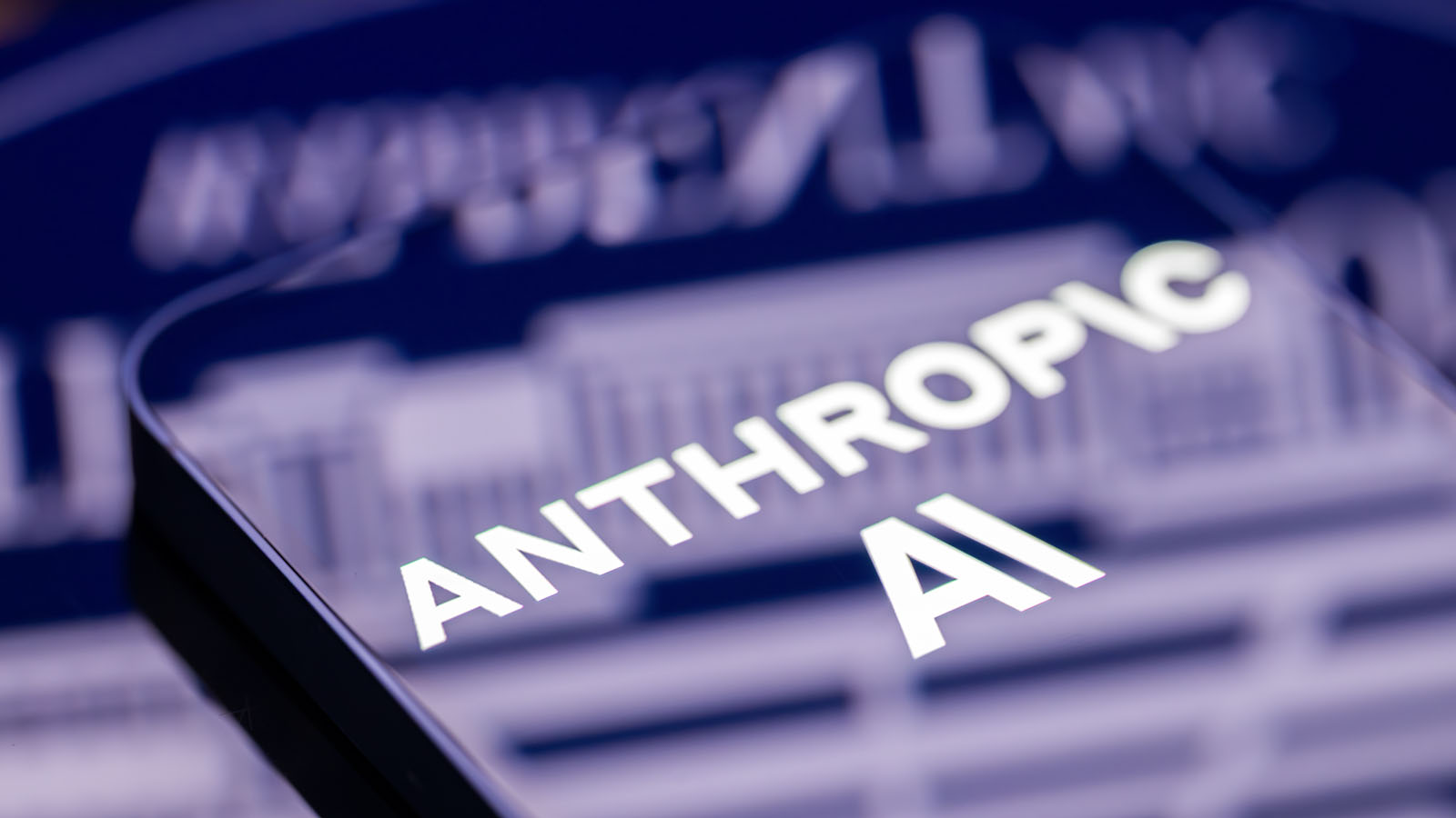 Sony Music и Warner обвинили Anthropic в краже десятков тысяч песен для обучения ИИ