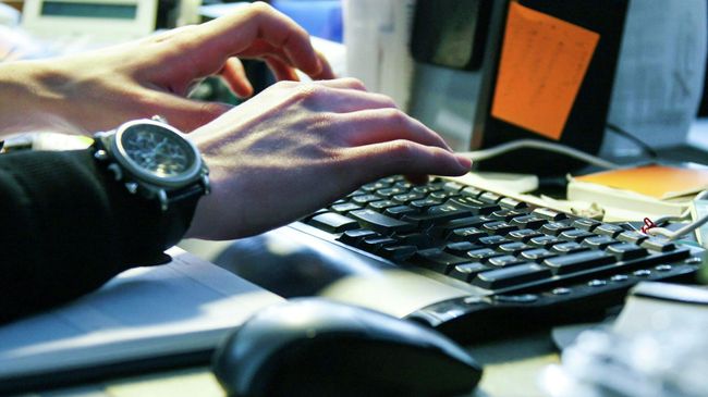 Участников грузоперевозок обязали оформлять документы в электронном виде