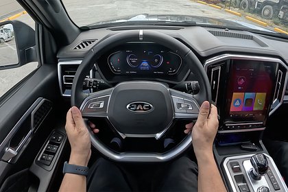 Шансы поставок в Россию новинок автосалона в Чэнду оценили