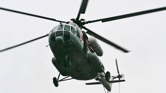 Спасатели наращивают группировку для поиска попавших под лавину в КБР