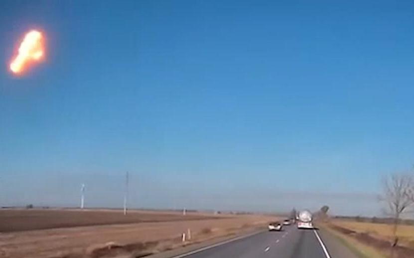 Рогозин показал, как бойцы сопровождают газовозы в Севастополь