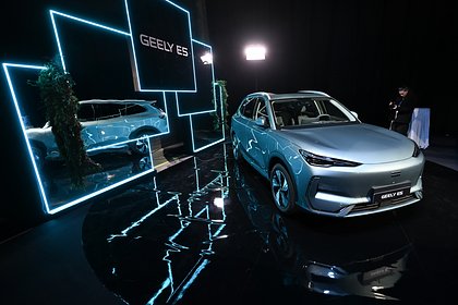 Сразу одиннадцать автопроизводителей изменили цены на свои машины в России